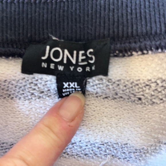 Jones New York Terrycloth Skirt/beach cover up - Picture 2 of 5